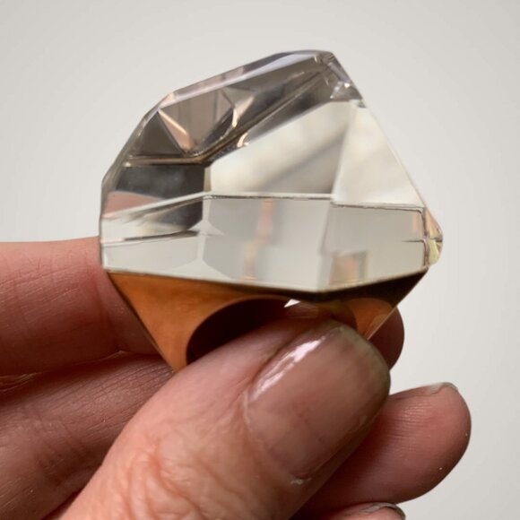 H.STERN By Diane Von Furstenberg Geometric Power Ring In 18Kt Gold & Rock Quart - Picture 1 of 7